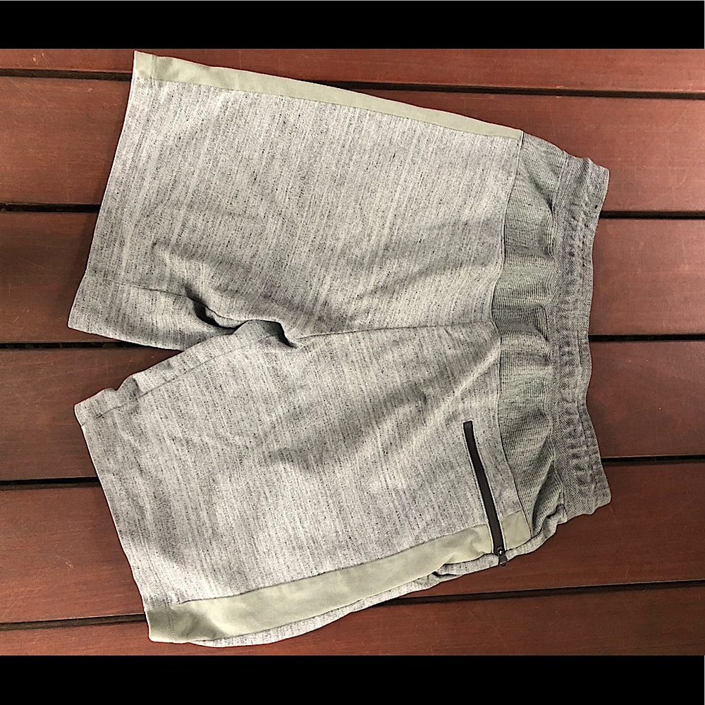 Men’s Light gray Nike drawstring shorts